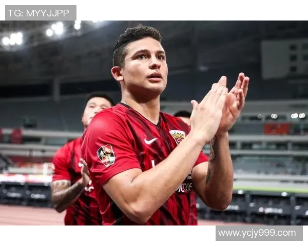 35岁退役足球明星的转型之路与人生新篇章的探索与挑战