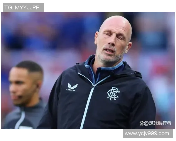 足球明星达夫的职业生涯与成就揭秘以及他对足球的影响 足球明星达夫的职业生涯与成就揭秘以及他对足球的影响